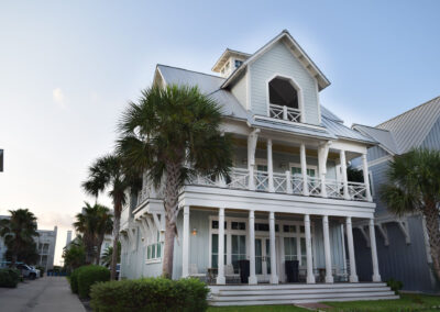 118 Center Ln