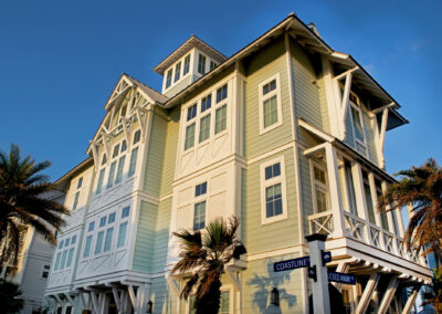 320 Coastline Dr